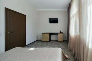 Гостиница Грин Парк Новозыбков Джуниор Сюит Бизнес-4