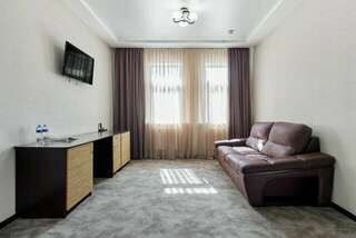 Гостиница Грин Парк Новозыбков Джуниор Сюит Бизнес-6